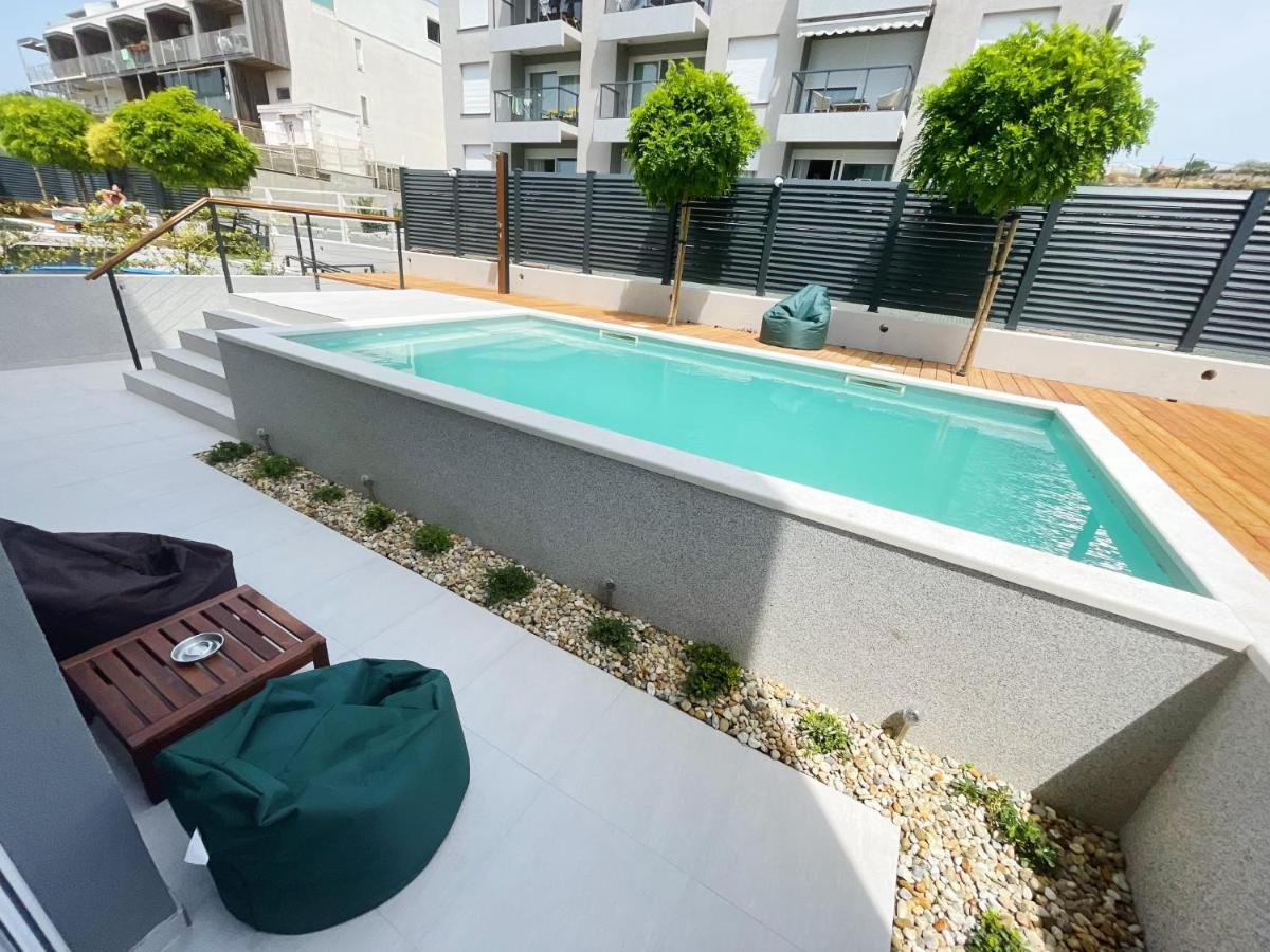 Cozy Seaside Apartment With Pool & Terrace Split Eksteriør bilde