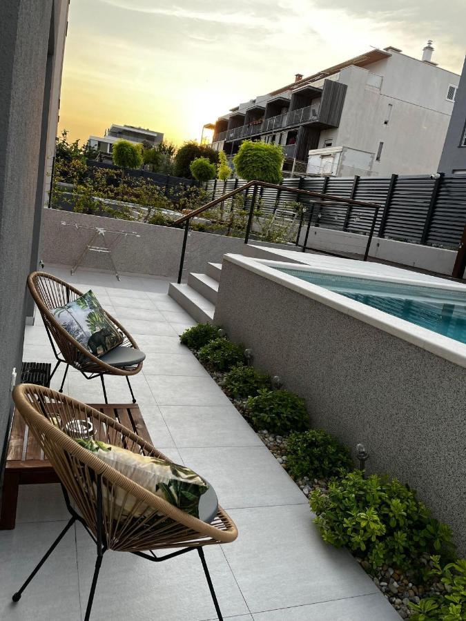 Cozy Seaside Apartment With Pool & Terrace Split Eksteriør bilde