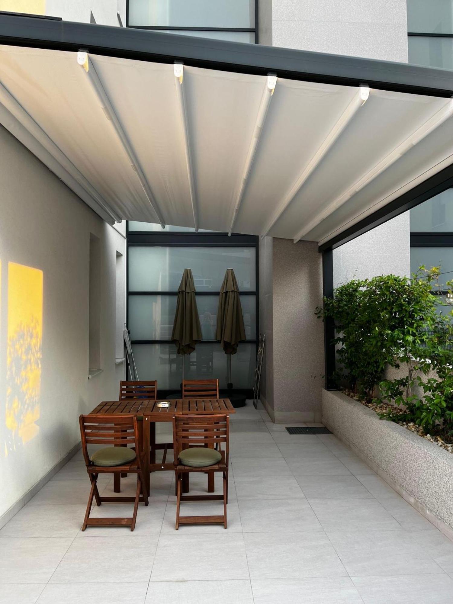 Cozy Seaside Apartment With Pool & Terrace Split Eksteriør bilde